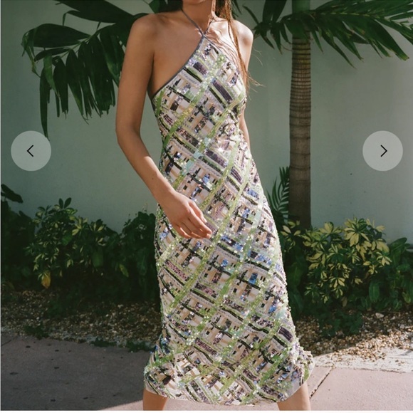 Veronica Beard Cherie Dress
SIZE 4 women sequins bodycon party Midi dress - Picture 3 of 13